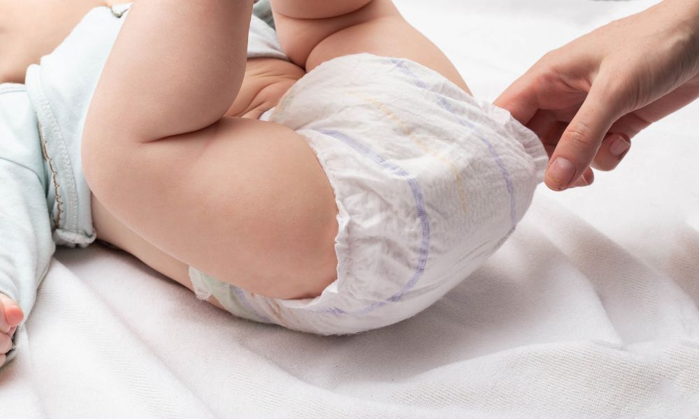 The Complete Introduction to Baby Diapers: Types, Choosing, Changing, and More